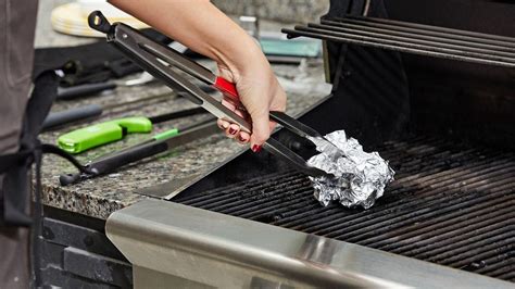 Fire magic grill cleaning
